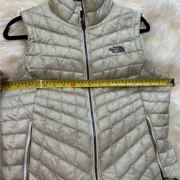 North Face Vest M - Picture 6 of 7